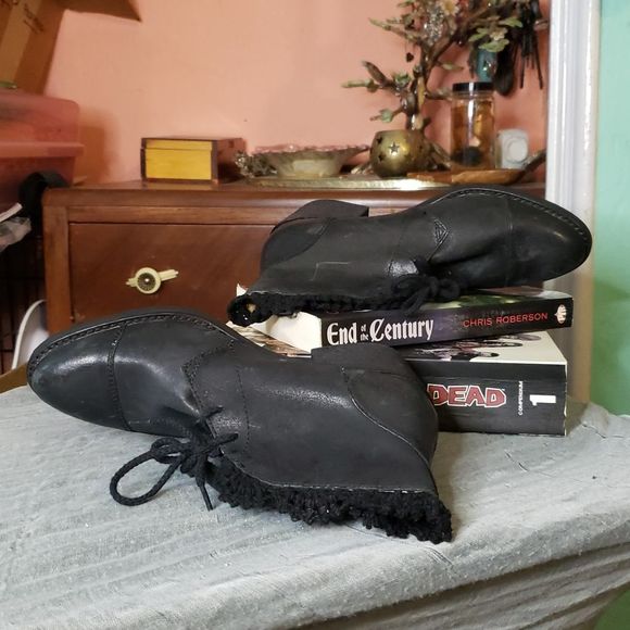 Witch Baby Alice Ankle boot with Lee trim - Picture 2 of 4